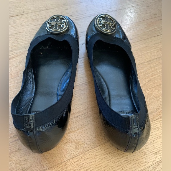 Tory Burch Caroline patent leather grosgrain trim ballet flat dark navy - Picture 5 of 9